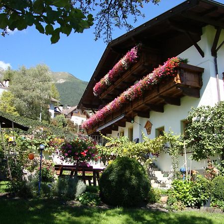 Pension Kirchbrugger Telfes im Stubai Εξωτερικό φωτογραφία