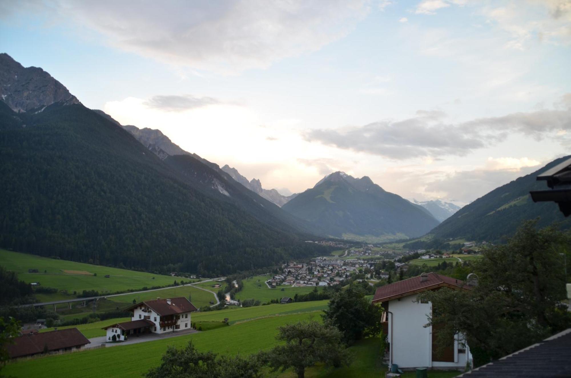 Pension Kirchbrugger Telfes im Stubai Εξωτερικό φωτογραφία