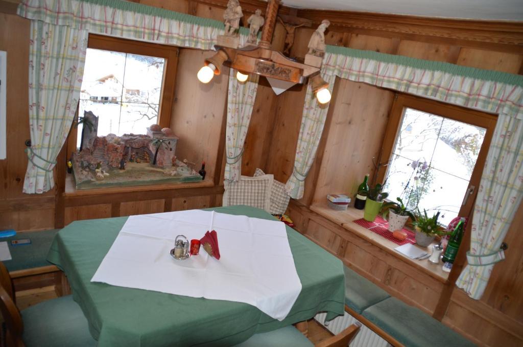 Pension Kirchbrugger Telfes im Stubai Εξωτερικό φωτογραφία